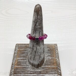 HANDCRAFTED Pink Banded Agate w/star Stretch Bead Ring